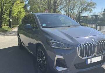 BMW 225 22.000 km 30.500 &euro; München, Landeshauptstadt 81249