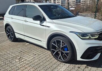 VW Tiguan 52.000 km 42.400 &euro; München 80634