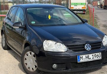 VW Golf 220.000 km 1.500 &euro; München 81735