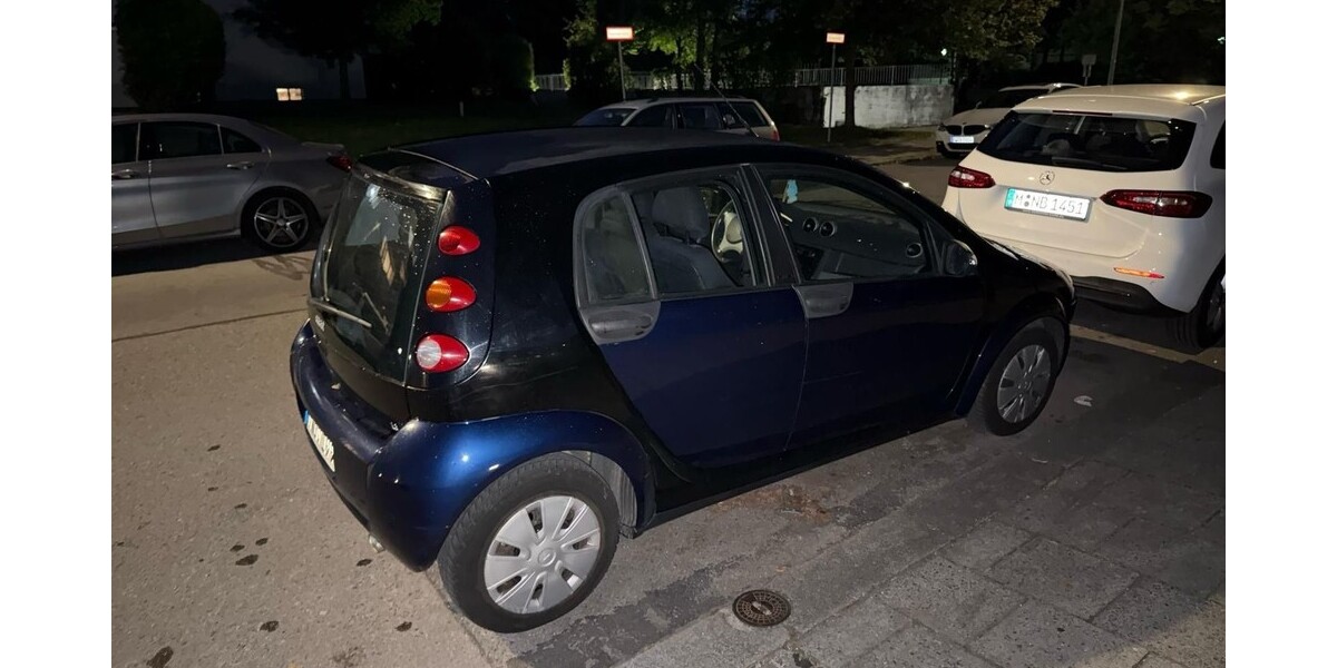 Smart ForFour 240.000 km 1.050 &euro; München 80313