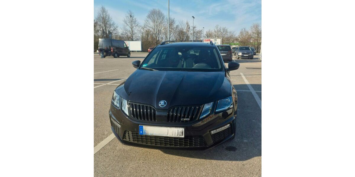 Skoda Octavia 99.000 km 25.499 &euro; Fürstenfeldbruck 82256