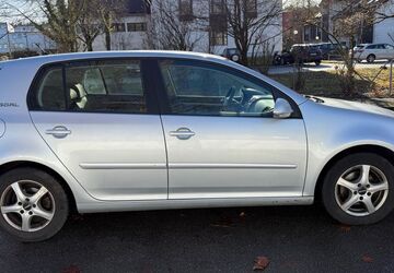 VW Golf 216.791 km 1.990 &euro; Emmering 82275