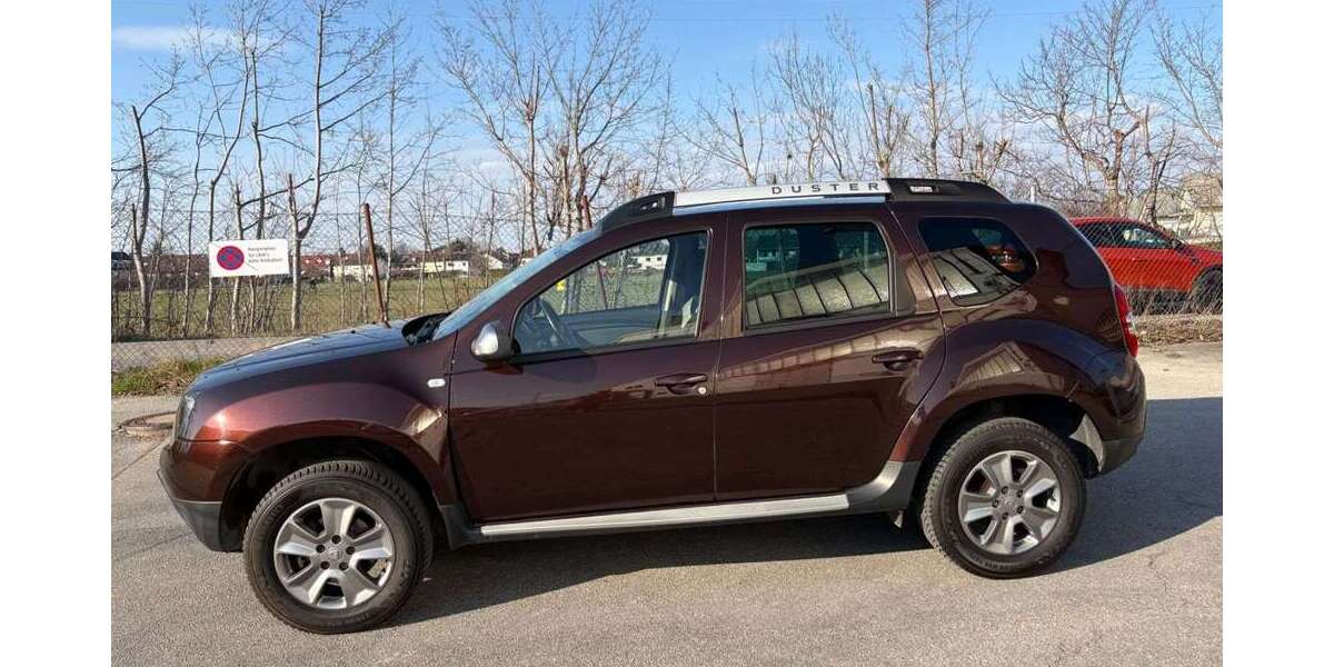 Dacia Duster 86.800 km 8.499 &euro; München 81825