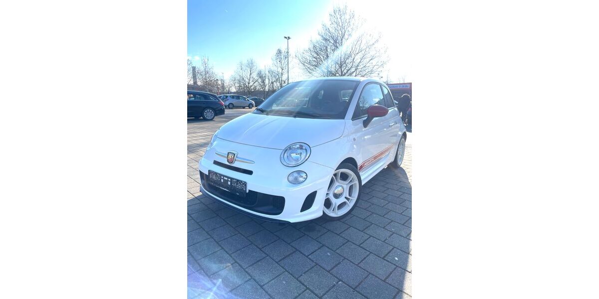 Abarth 500 48.009 km 9.990 &euro; München 80807