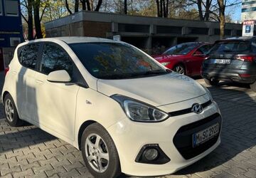 Hyundai i10 109.000 km 4.700 &euro; München 81739