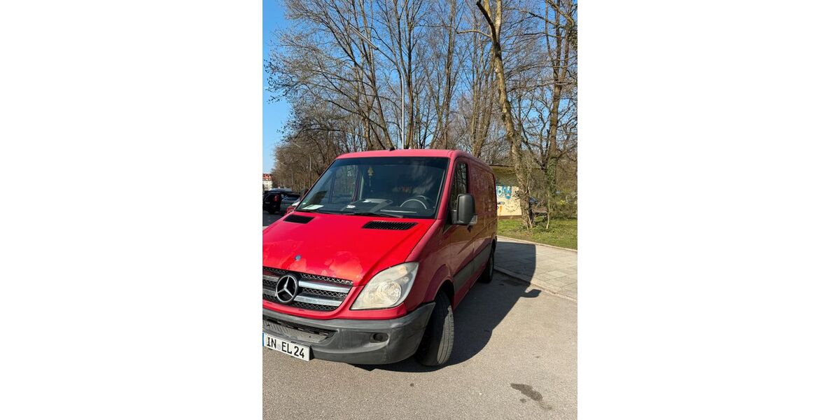Mercedes-Benz Sprinter 279.000 km 5.200 &euro; MÜNCHEN 80809