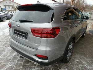 Kia SORENTO 2.2D AWD AT8 PLATINUM Pano HeadUp AHK 59.902 km 27.460 &euro; Höhenkirchen-Siegertsbrun 85635