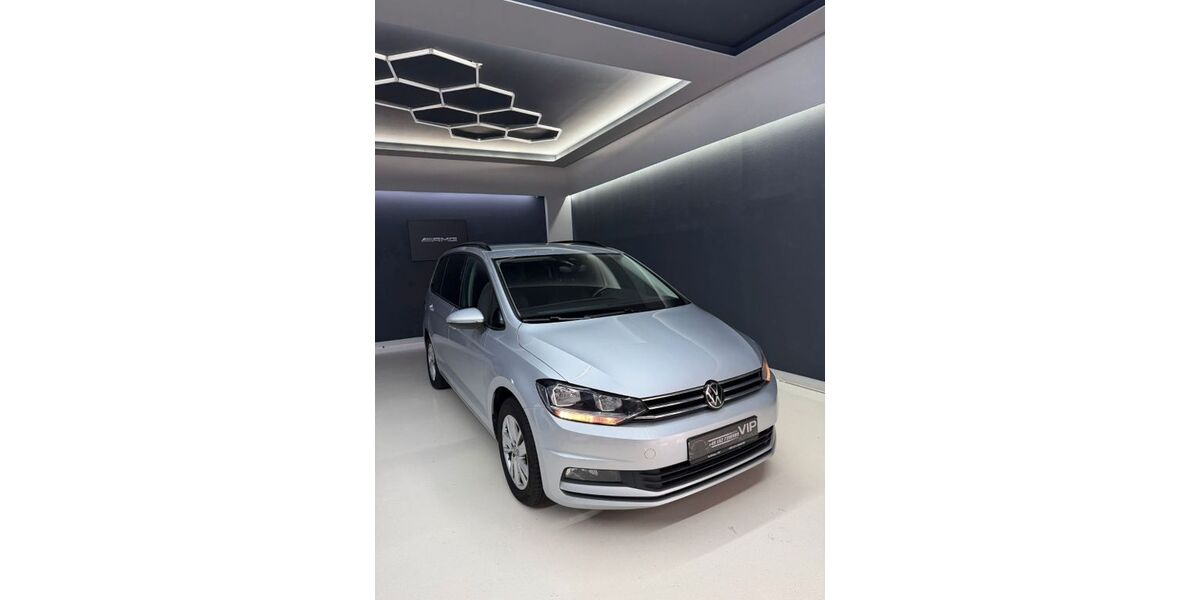 VW Touran 149.600 km 19.999 &euro; Eching 84174