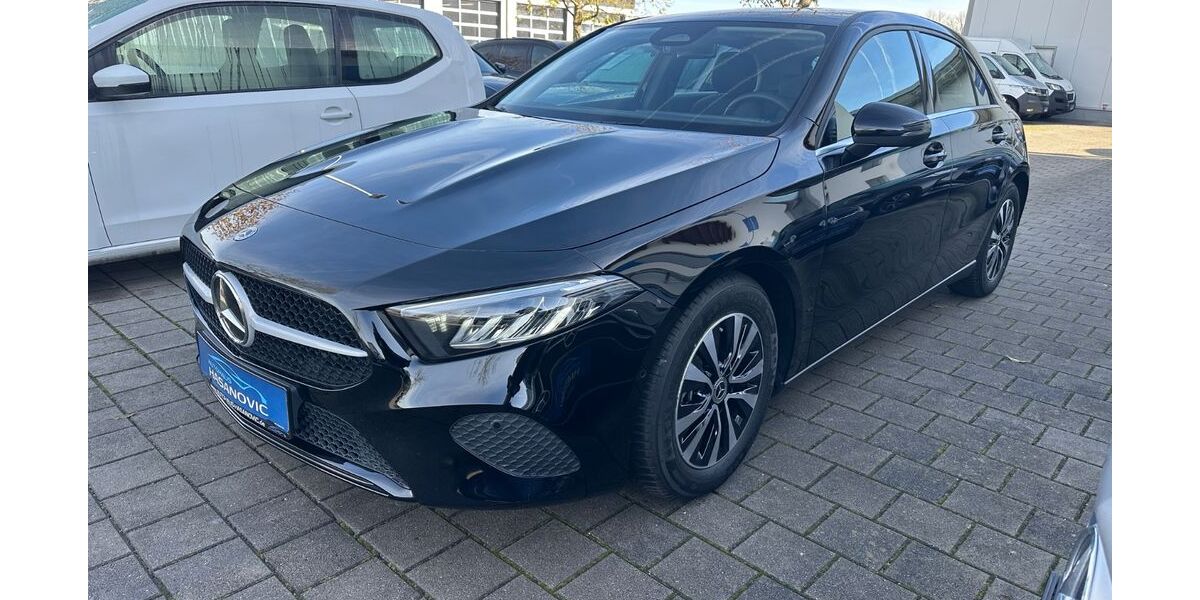 Mercedes-Benz A 180 11.000 km 27.900 &euro; Dachau (bei München) 85221