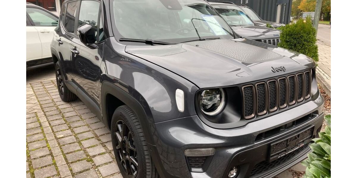 Jeep Renegade 31.300 km 25.900 &euro; Ismaning 85737