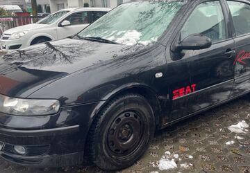 Seat Leon 216.000 km 1.000 &euro; Dachau (bei München) 85221