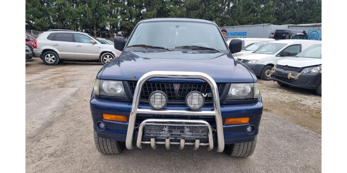 Mitsubishi Pajero 160.052 km 6.500 &euro; München 80939