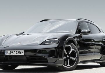 Porsche Taycan 22.900 km 111.970 &euro; München 81477