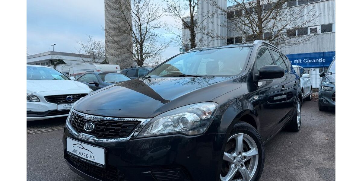 Kia ceed Sportswagon 216.343 km 1.990 &euro; München 81243