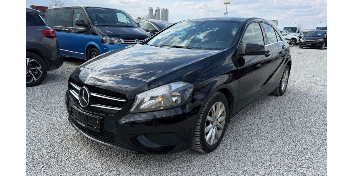 Mercedes-Benz A 180 215.000 km 5.980 &euro; München 81829