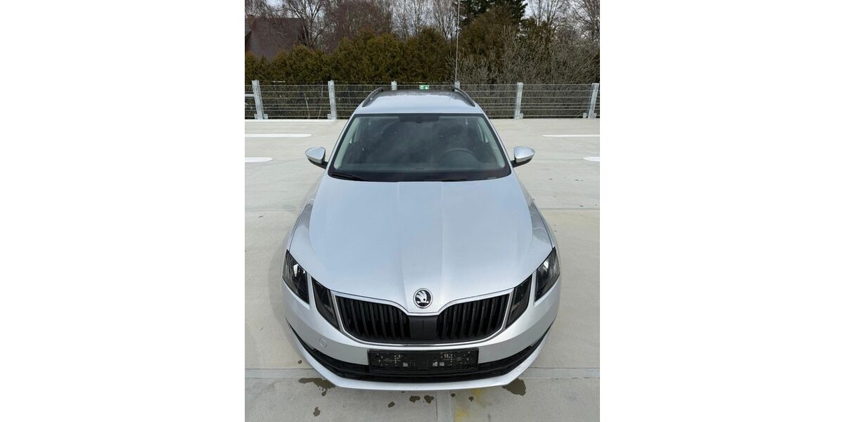 Skoda Octavia 206.175 km 8.690 &euro; Pöcking bei Starnberg 82343