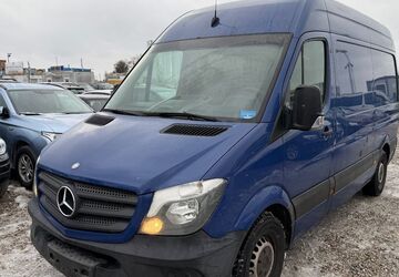 Mercedes-Benz Sprinter 270.000 km 8.450 &euro; München 81829