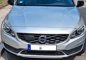Volvo V60 Cross Country 122.990 km 16.190 &euro; Dachau 85221