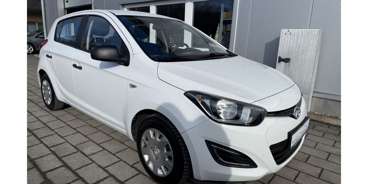 Hyundai i20 123.000 km 5.800 &euro; Hebertshausen bei Dachau 85241