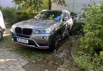 BMW X3 205.000 km 13.000 &euro; München 81735