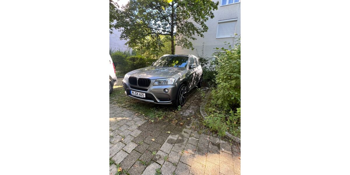 BMW X3 205.000 km 13.000 &euro; München 81735