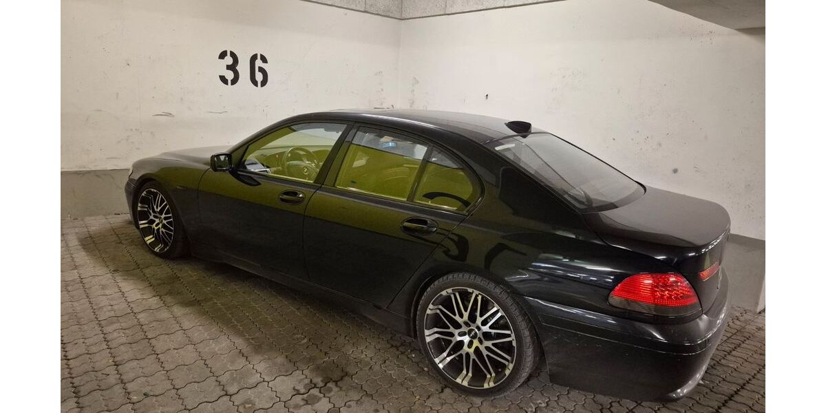 BMW 745 332.000 km 6.000 &euro; München 81737
