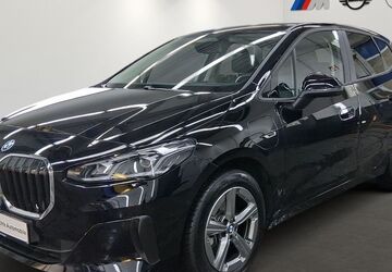 BMW 225 Active Tourer 36.561 km 27.480 &euro; München 81827