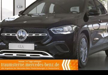 Mercedes-Benz GLA 180 73.249 km 25.590 &euro; München 80636