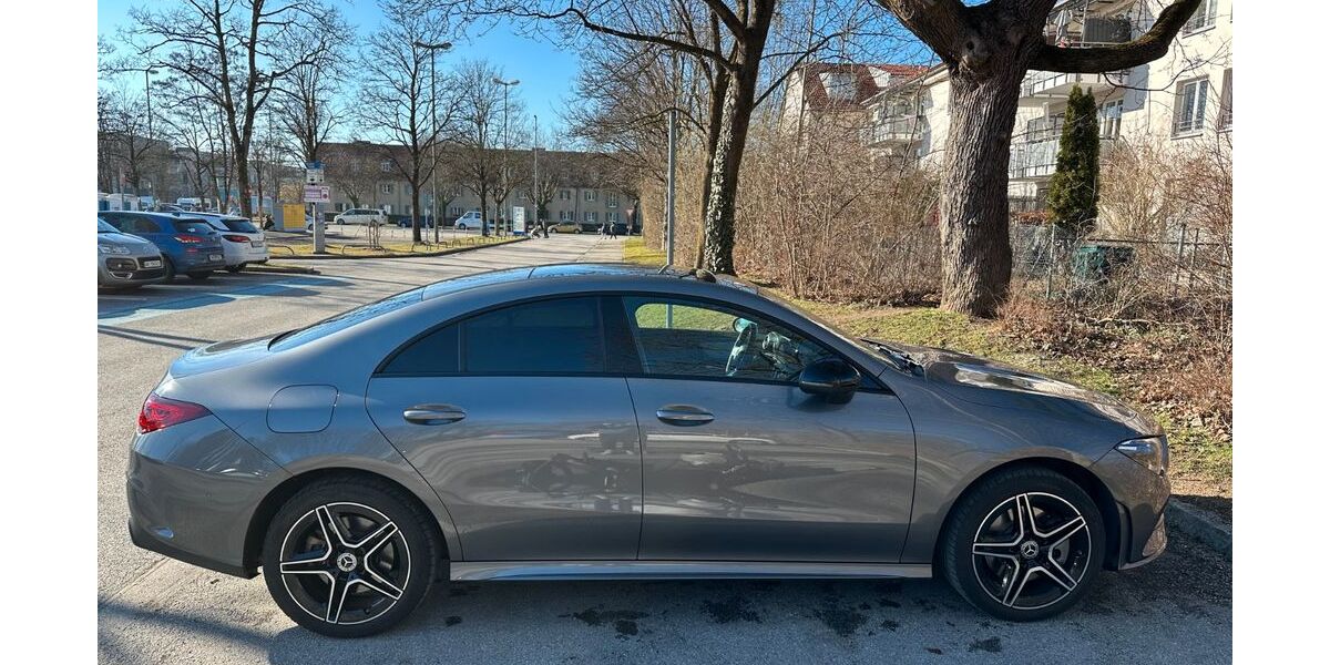 Mercedes-Benz CLA 250 23.000 km 35.999 &euro; München 81671