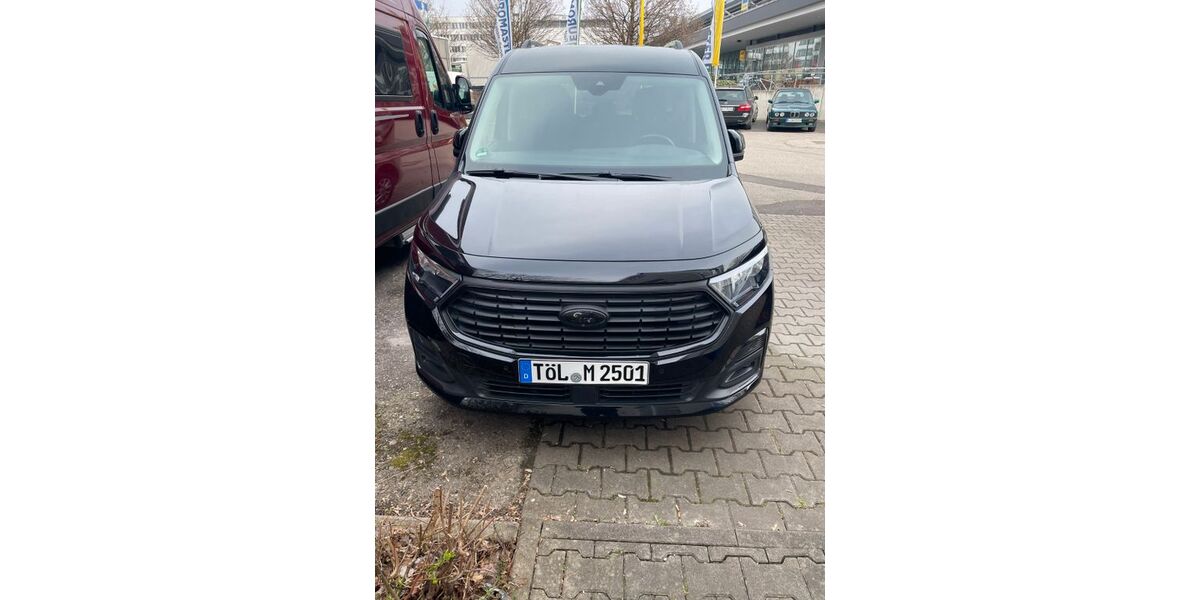 Ford Tourneo Connect 84.880 km 22.000 &euro; Wolfratshausen 82515