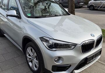 BMW X1 21.643 km 24.900 &euro; München 81825