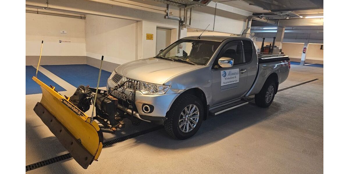 Mitsubishi L200 158.000 km 17.000 &euro; Ismaning 85737