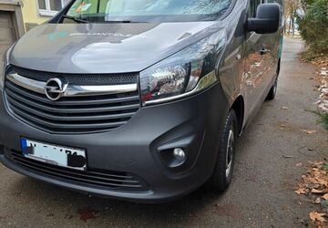 Opel Vivaro 156.000 km 10.500 &euro; KIRCHHEIM BEI MÜNCHEN 85551