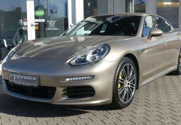 Porsche Panamera 31.376 km 69.890 &euro; München 80687