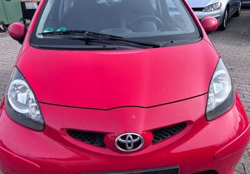 Toyota Aygo (X) 204.000 km 1.450 &euro; Garching bei München 85748