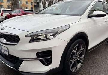 Kia XCeed 50.932 km 18.999 &euro; München 81243