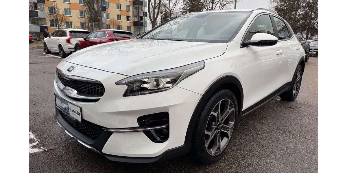 Kia XCeed 50.932 km 18.999 &euro; München 81243